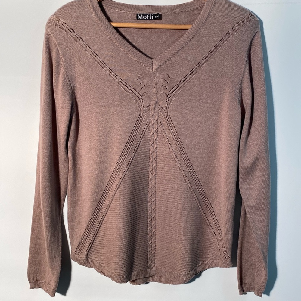 Moffi - Vintage v-neck sweater. Size M